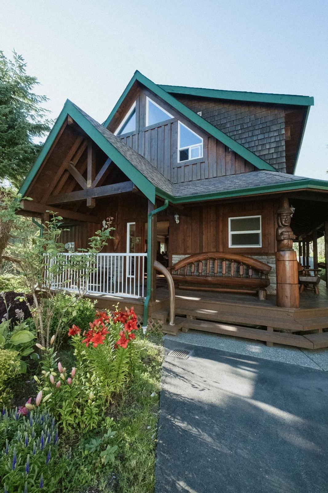 Wild Coast Wilderness Resort Port Renfrew Ngoại thất bức ảnh