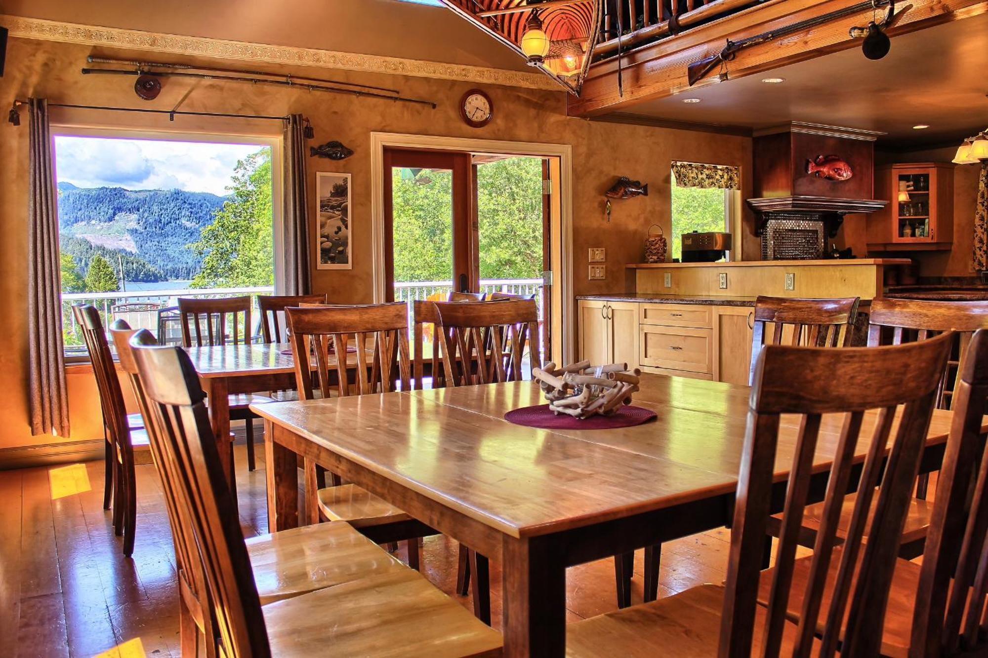 Wild Coast Wilderness Resort Port Renfrew Ngoại thất bức ảnh